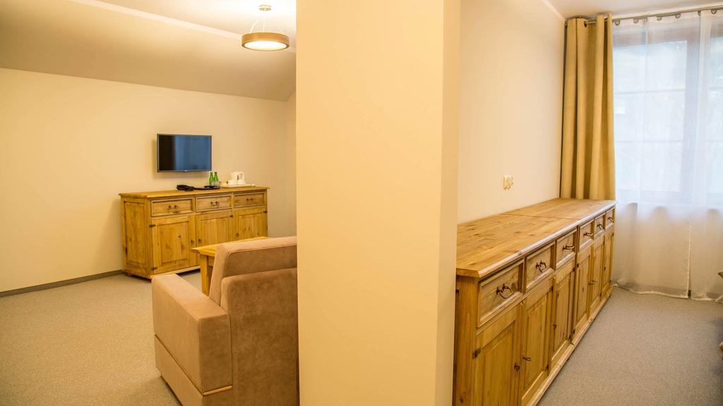 ジェレニエツ Orlicka Skala Bed & Breakfast エクステリア 写真
