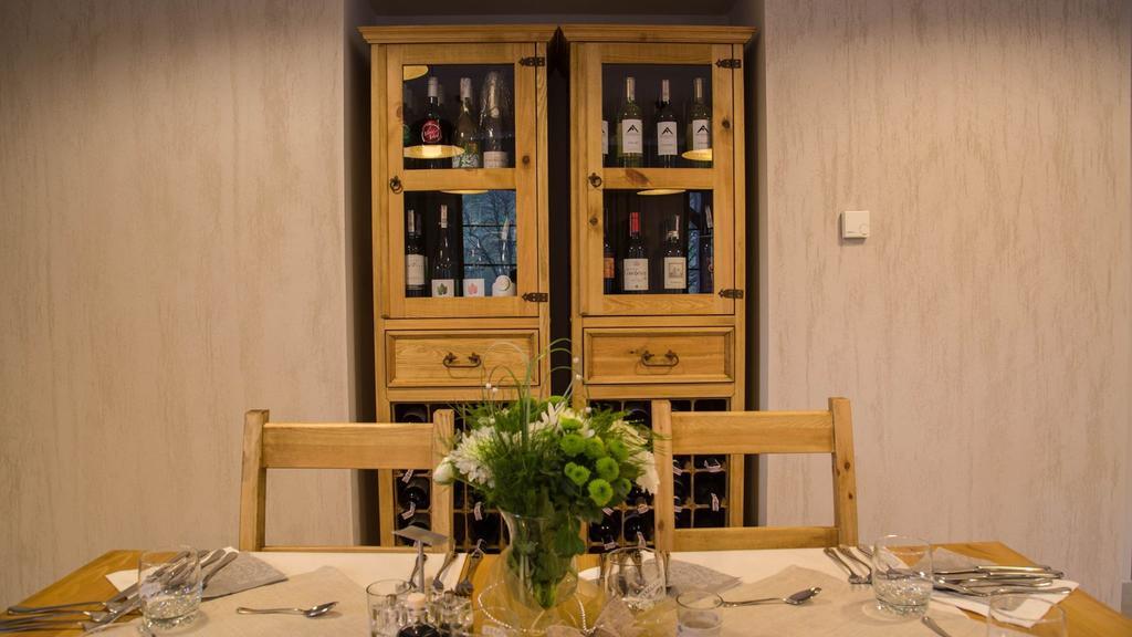 ジェレニエツ Orlicka Skala Bed & Breakfast エクステリア 写真