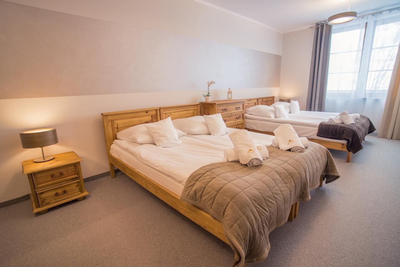 ジェレニエツ Orlicka Skala Bed & Breakfast エクステリア 写真
