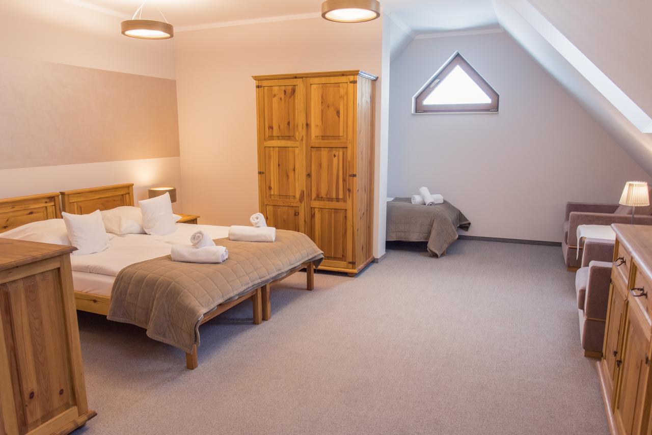 ジェレニエツ Orlicka Skala Bed & Breakfast エクステリア 写真