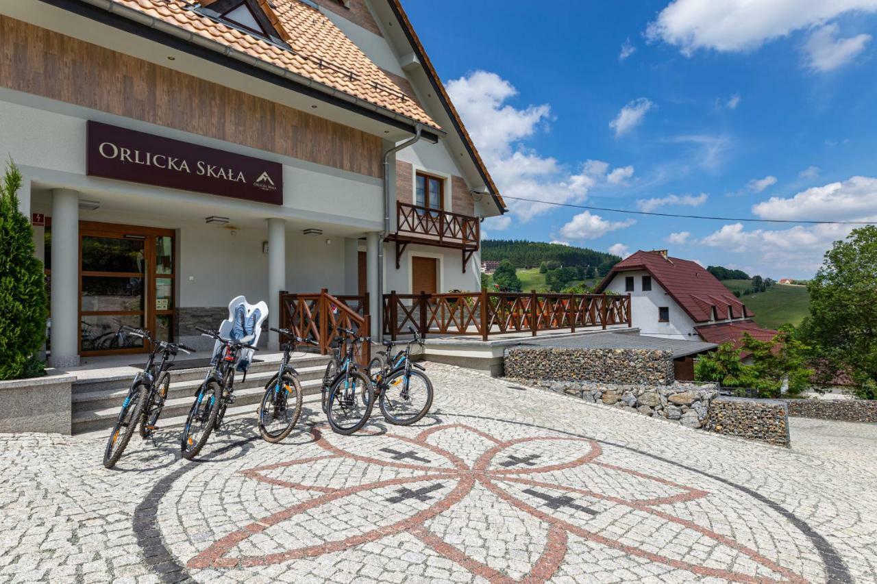 ジェレニエツ Orlicka Skala Bed & Breakfast エクステリア 写真